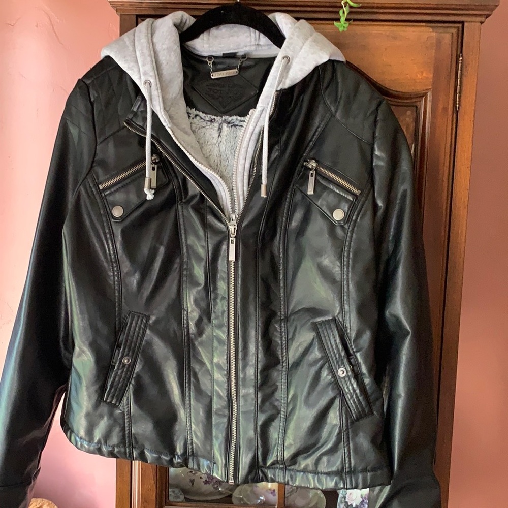 Gorgeous Black lined vegan leather jacket. NWOT.